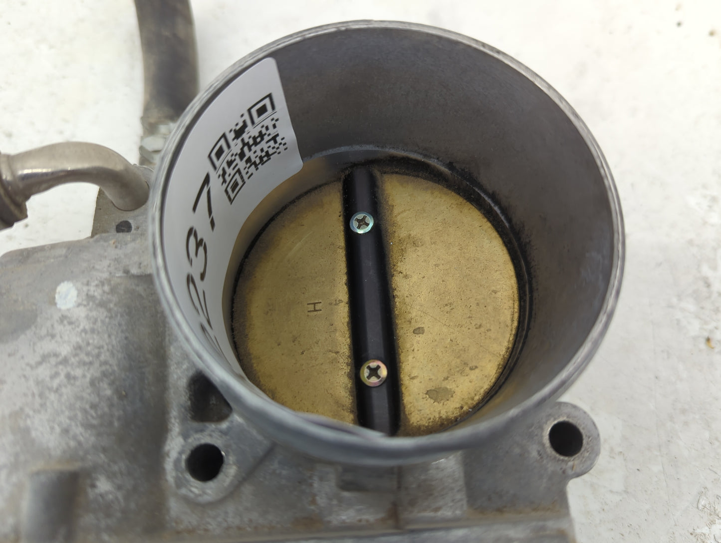 2004-2006 Lexus Rx330 Throttle Body P/N:22030-0A020 Fits Fits 2003 2004 2005 2006 2007 2008 2009 2010 OEM Used Auto Parts - 