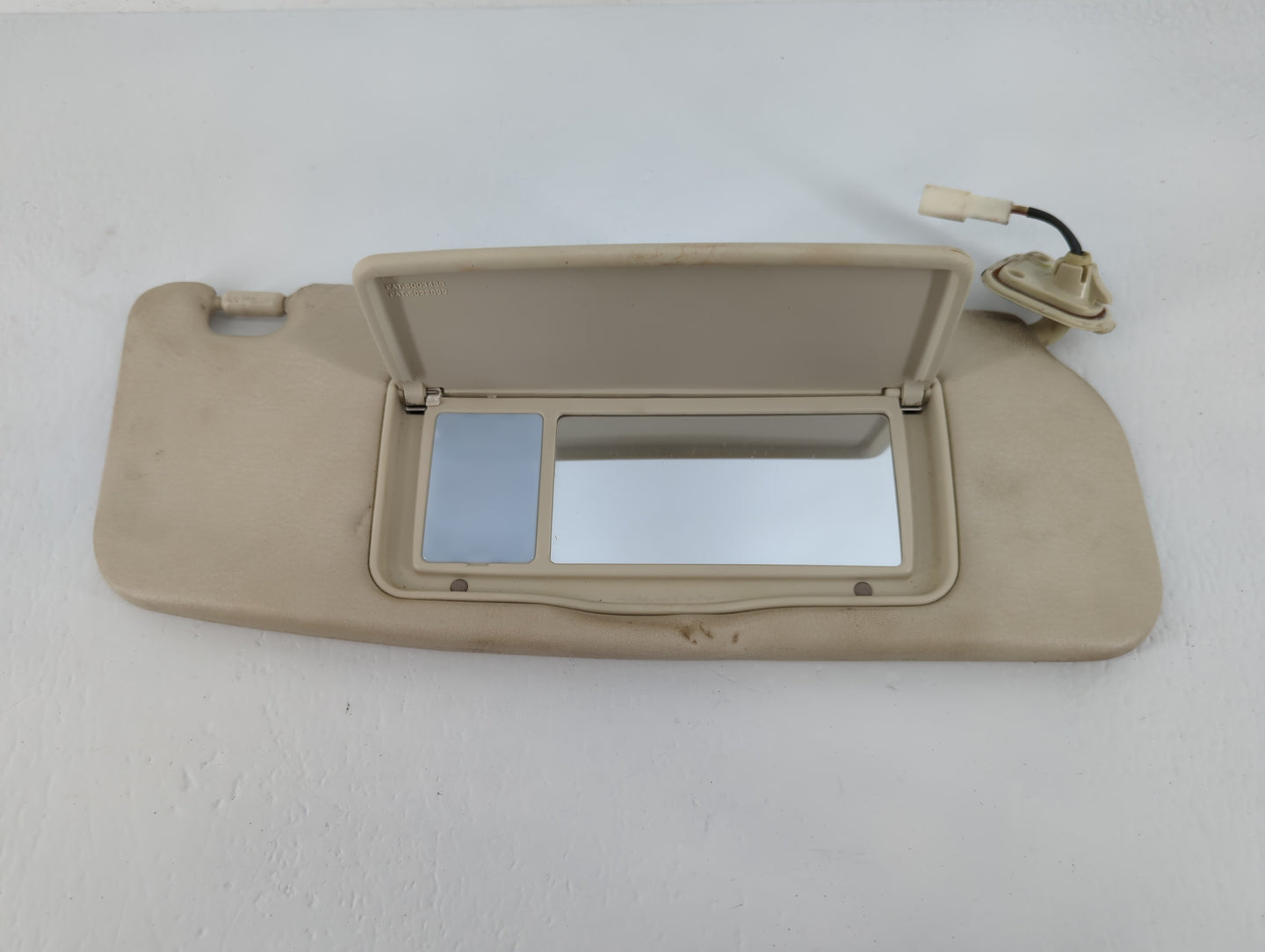 2002-2006 Lexus Sc430 Sun Visor Shade Replacement Passenger Right Mirror Fits Fits 2002 2003 2004 2005 2006 OEM Used Auto Pa