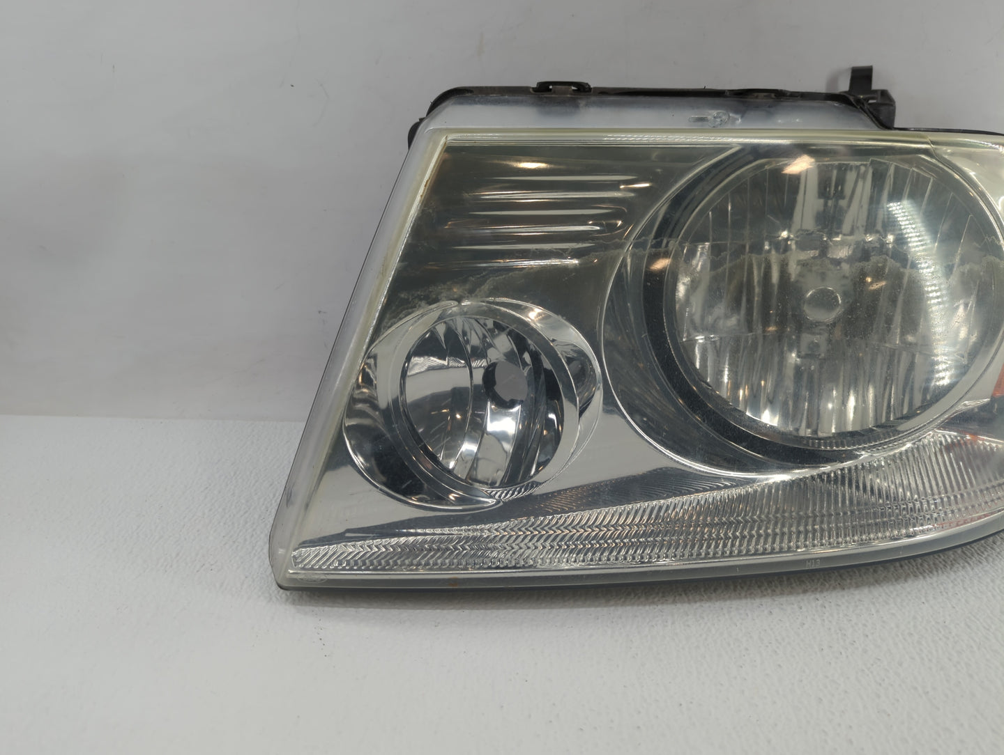 Lincoln Mark Lt Driver Left Oem Head Light Headlight Lamp - Oemusedautoparts1.com