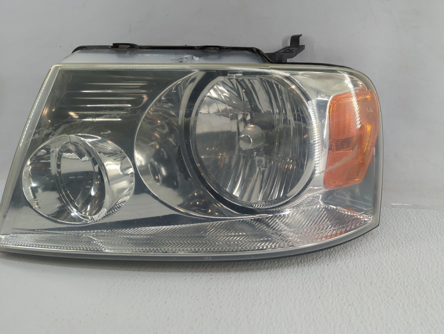 Lincoln Mark Lt Driver Left Oem Head Light Headlight Lamp - Oemusedautoparts1.com