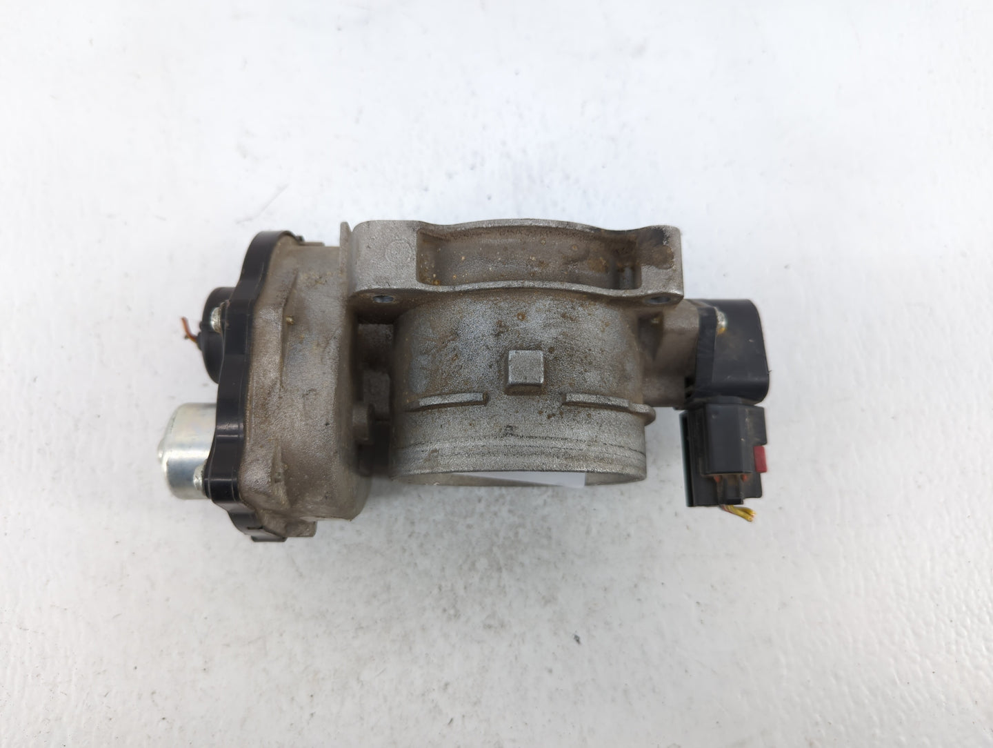 2006 Lincoln Mark Lt Throttle Body P/N:6L3E-AA 8L3F-9F991-CB, 8L3E-AA, 8L3E-9F991-BA Fits Fits 2004 2005 2007 2008 2009 2010