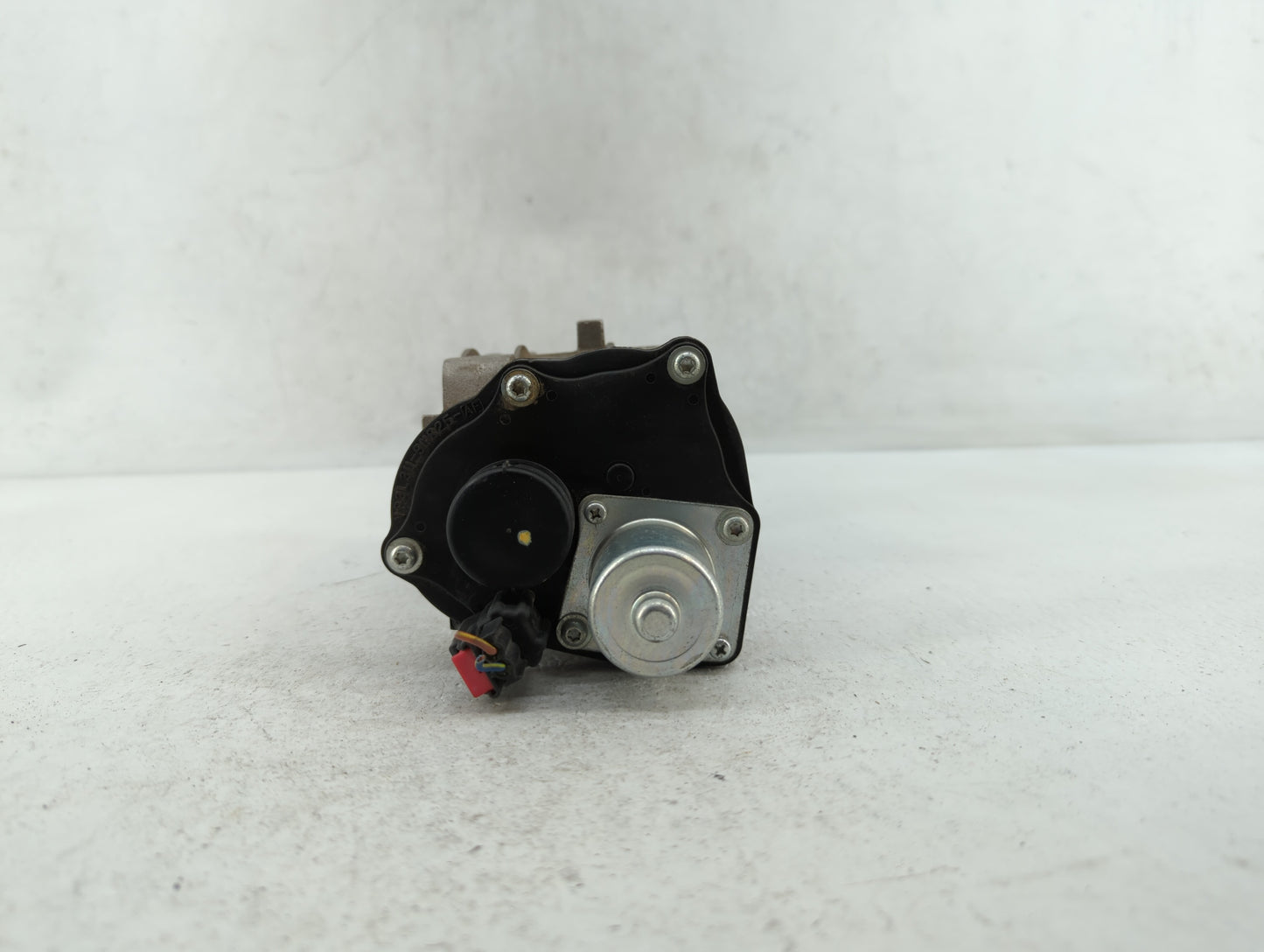 2006 Lincoln Mark Lt Throttle Body P/N:6L3E-AA 8L3F-9F991-CB, 8L3E-AA, 8L3E-9F991-BA Fits Fits 2004 2005 2007 2008 2009 2010