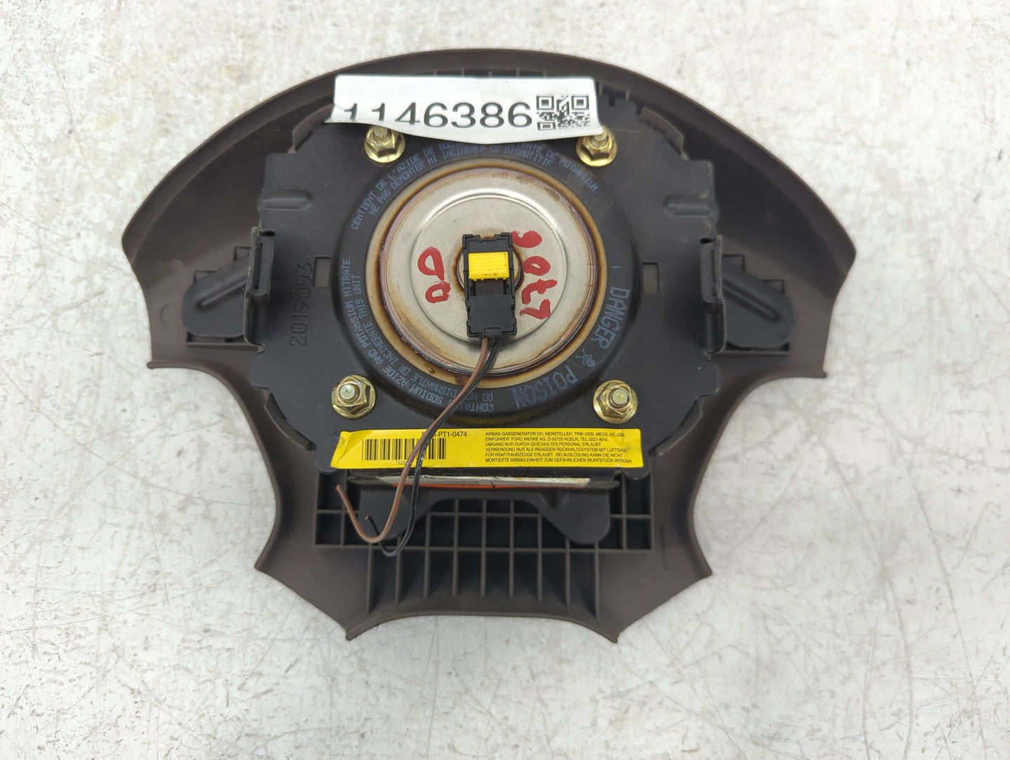 2006 Lincoln Navigator Air Bag Driver Left Steering Wheel Mounted Fits OEM Used Auto Parts - Oemusedautoparts1.com