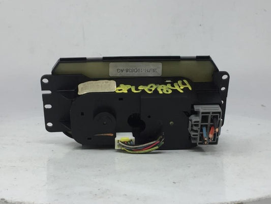 2003-2006 Lincoln Navigator Climate Control Module Temperature AC/Heater Replacement P/N:2L7H-19D838-AG Fits OEM Used Auto Parts