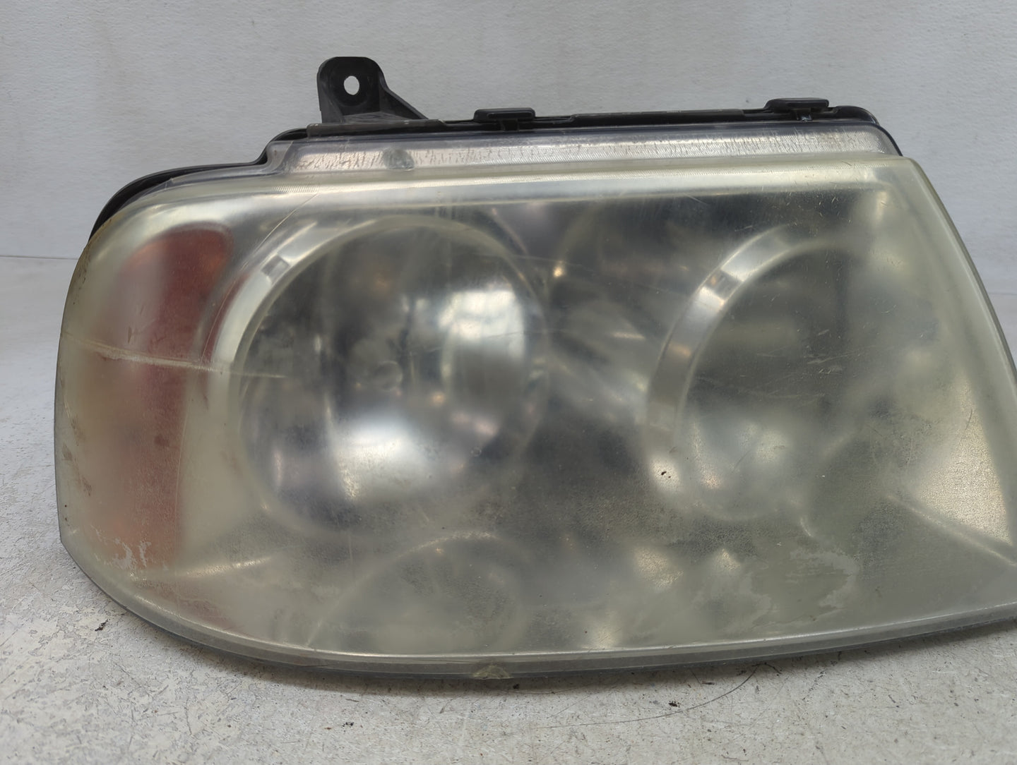 2003 Lincoln Navigator Passenger Right Oem Head Light Headlight Lamp - Oemusedautoparts1.com