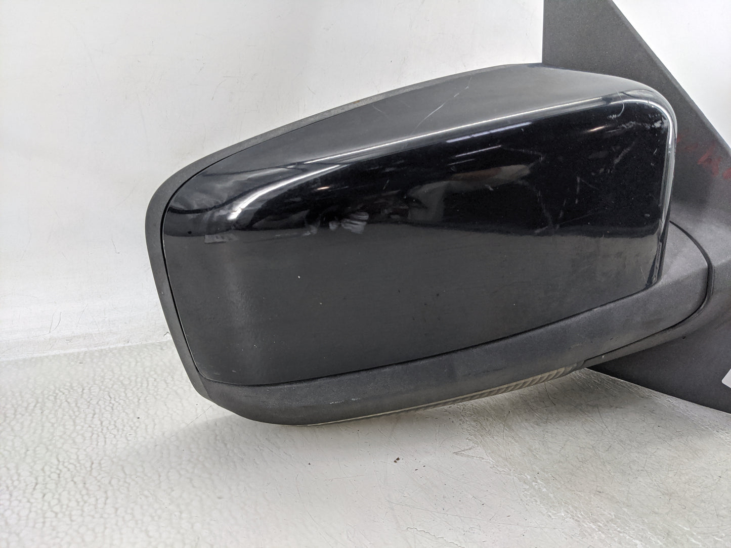 2005-2006 Lincoln Navigator Passenger Side View Mirror - Right Door Mirror OEM Used - Oemusedautoparts1.com