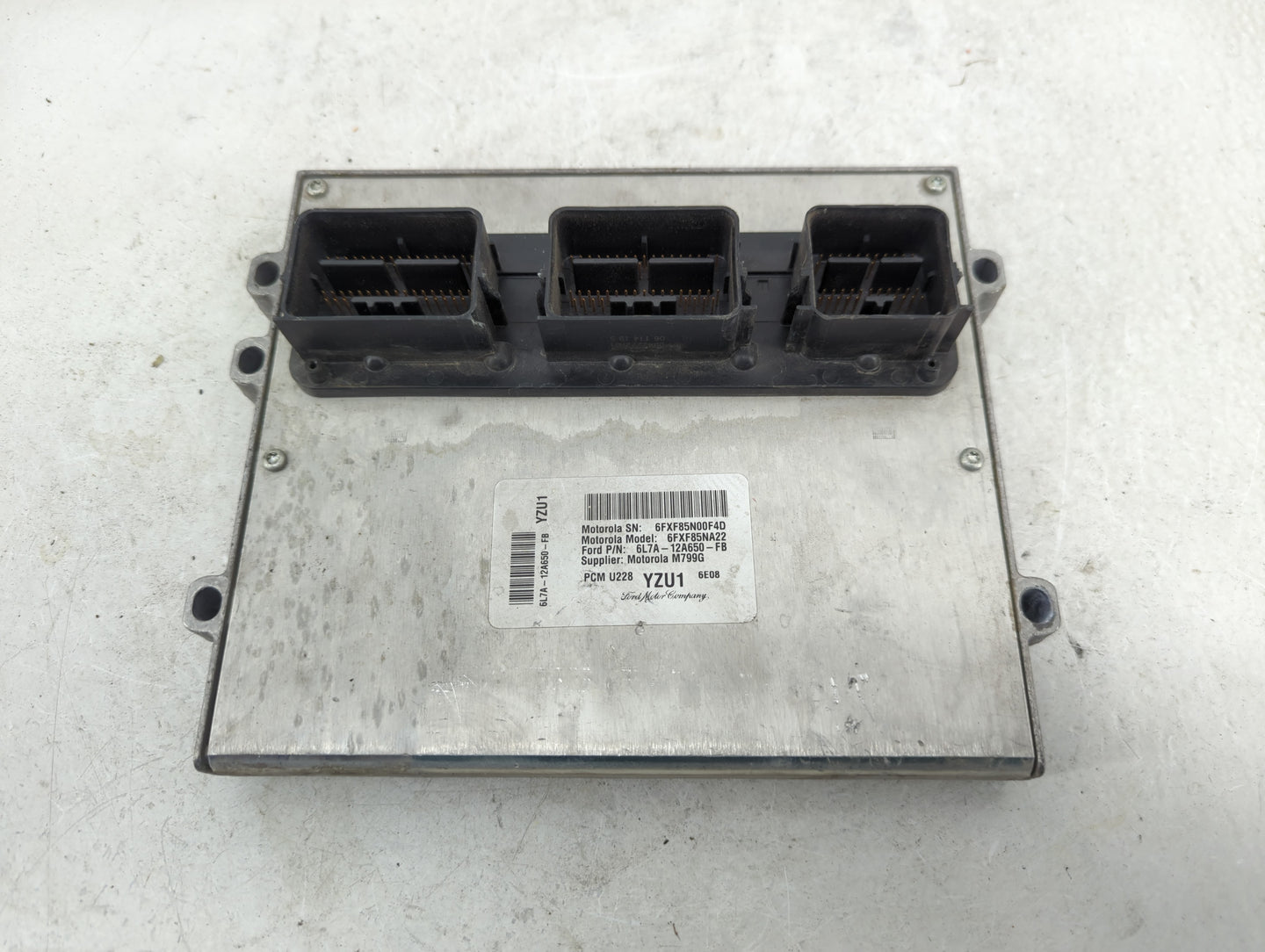 2006 Lincoln Navigator PCM Engine Control Computer ECU ECM PCU OEM P/N:6L7A-12A650-FB Fits OEM Used Auto Parts - Oemusedauto