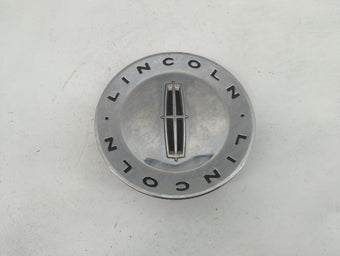 compare product 2006 Lincoln Navigator Center Cap Oem 1438687