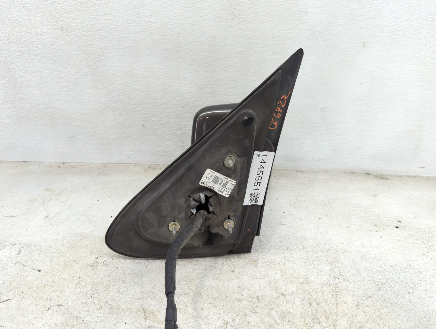 2005-2006 Lincoln Navigator Passenger Side View Mirror - Right Door Mirror OEM Used - Oemusedautoparts1.com