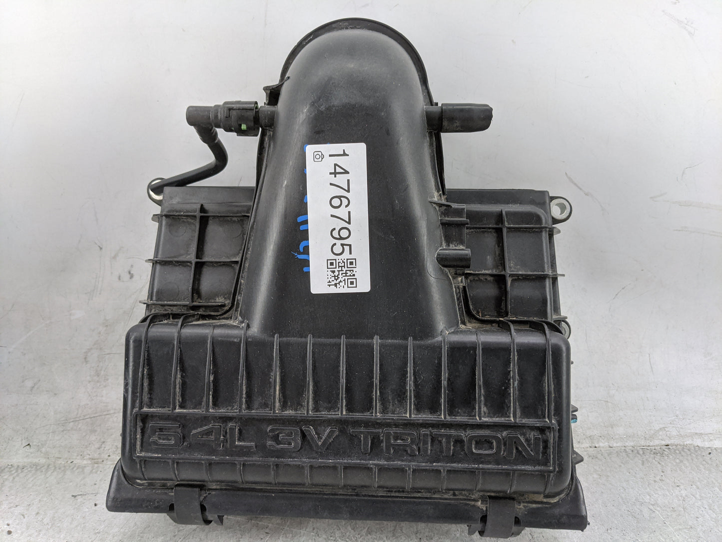 2005-2006 Lincoln Navigator Air Cleaner Intake-duct Hose Tube - Oemusedautoparts1.com