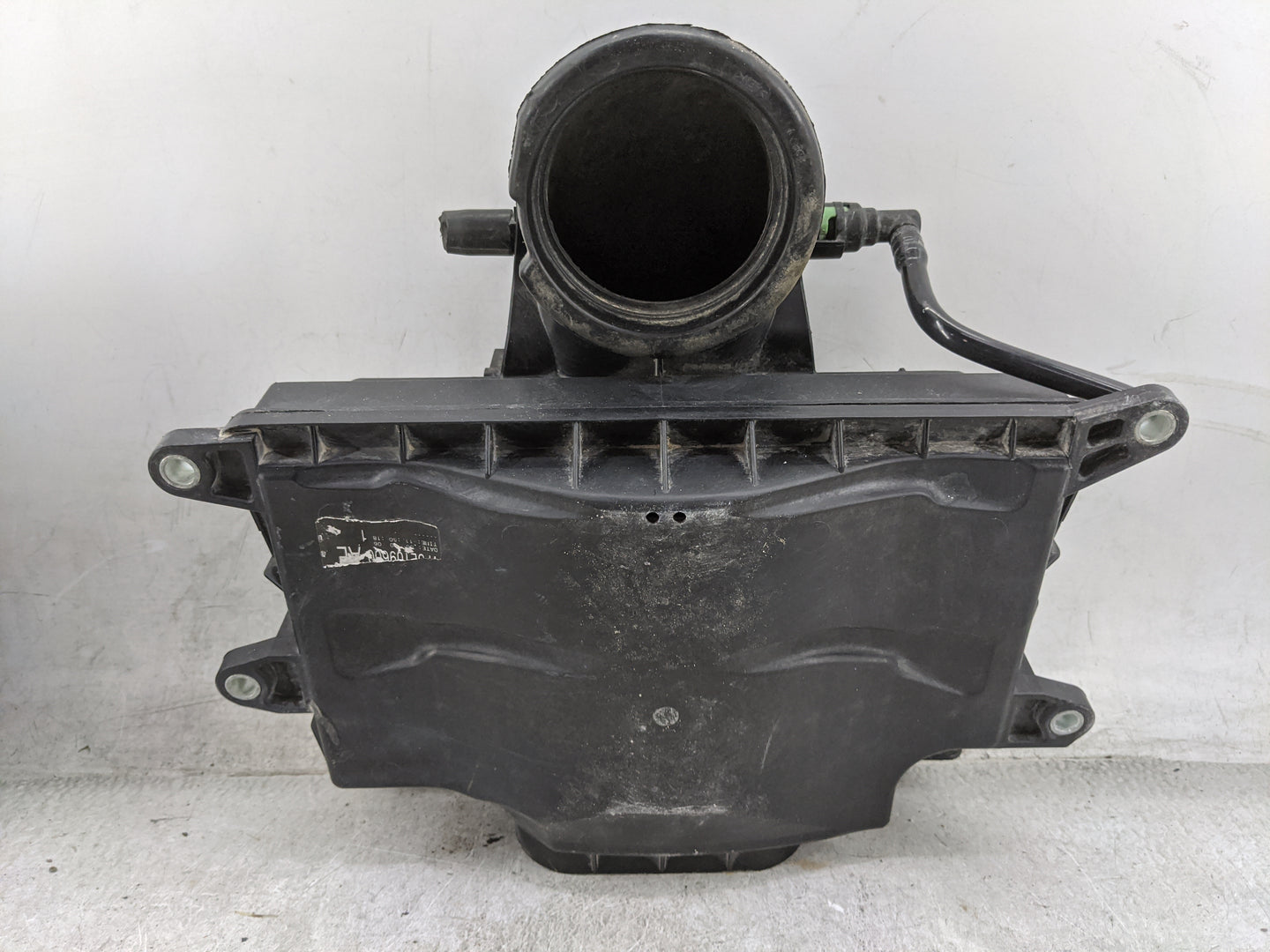 2005-2006 Lincoln Navigator Air Cleaner Intake-duct Hose Tube - Oemusedautoparts1.com
