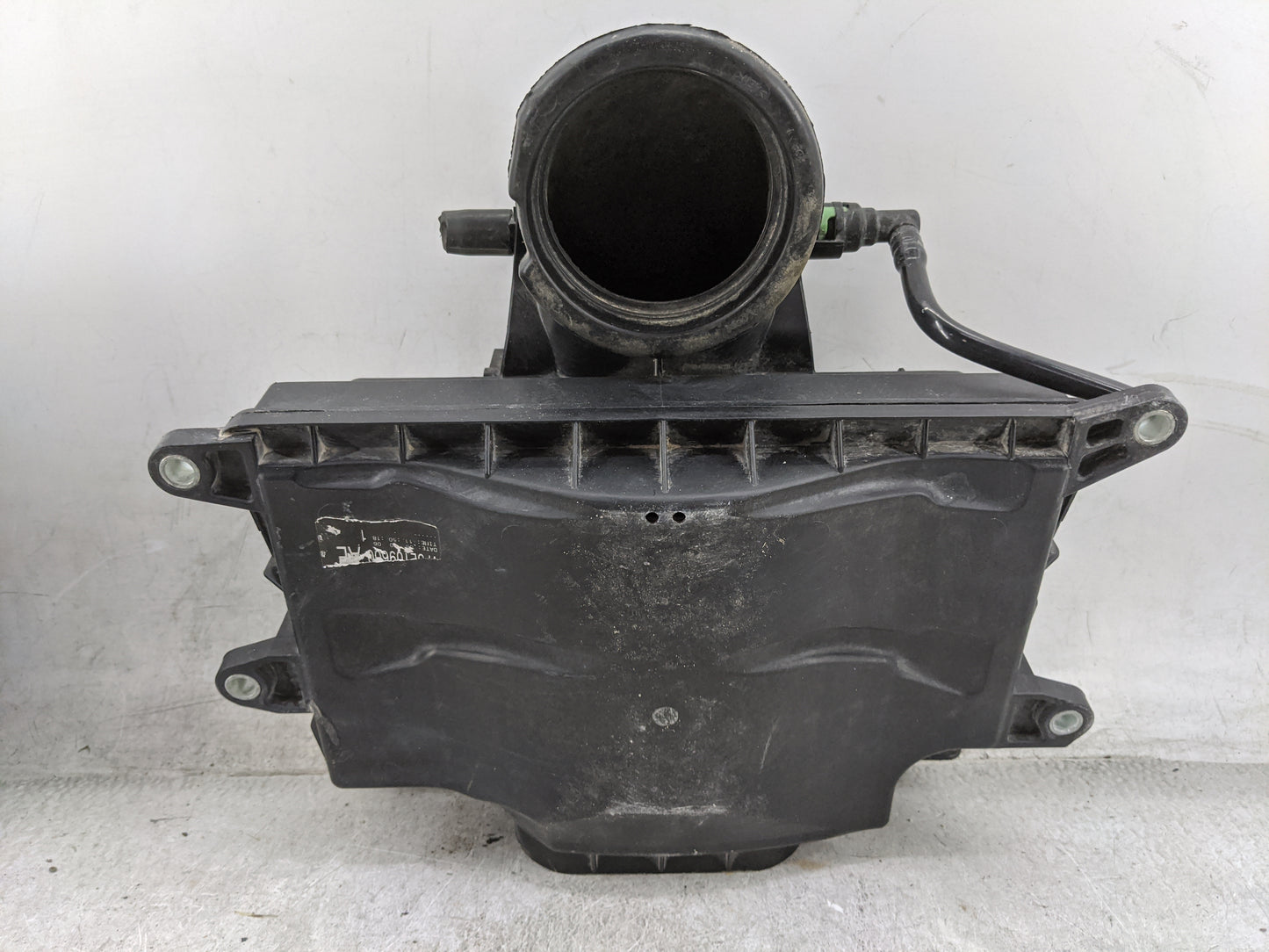 2005-2006 Lincoln Navigator Air Cleaner Intake-duct Hose Tube - Oemusedautoparts1.com