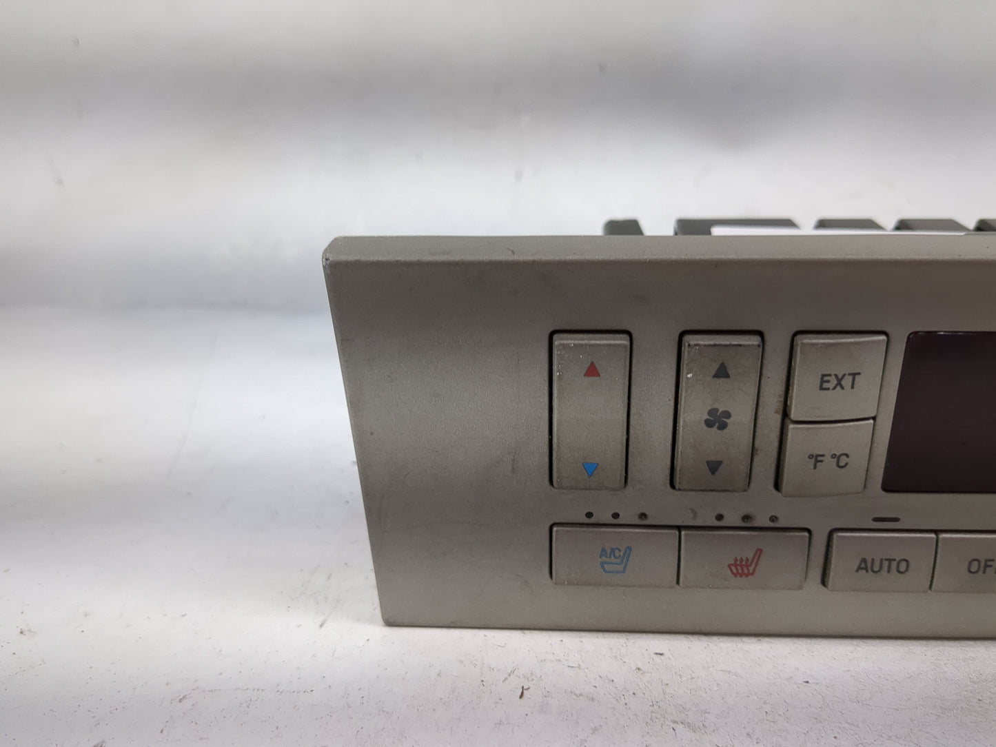 2006 Lincoln Navigator Climate Control Module Temperature AC/Heater Replacement Fits OEM Used Auto Parts - Oemusedautoparts1