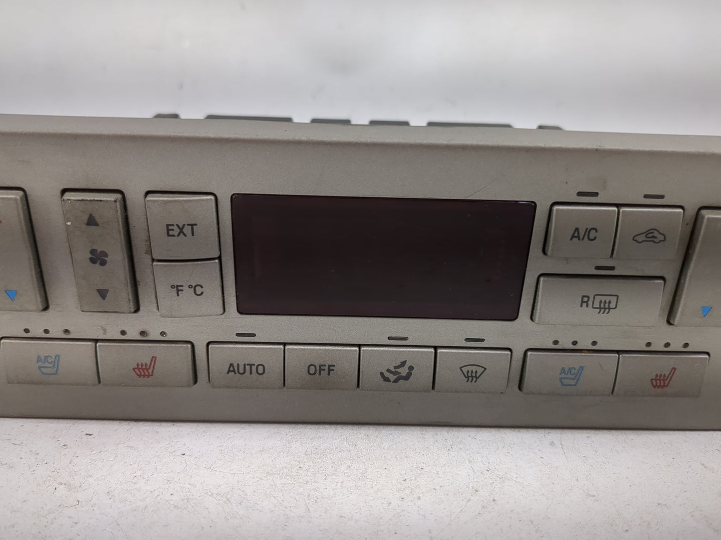 2006 Lincoln Navigator Climate Control Module Temperature AC/Heater Replacement Fits OEM Used Auto Parts - Oemusedautoparts1