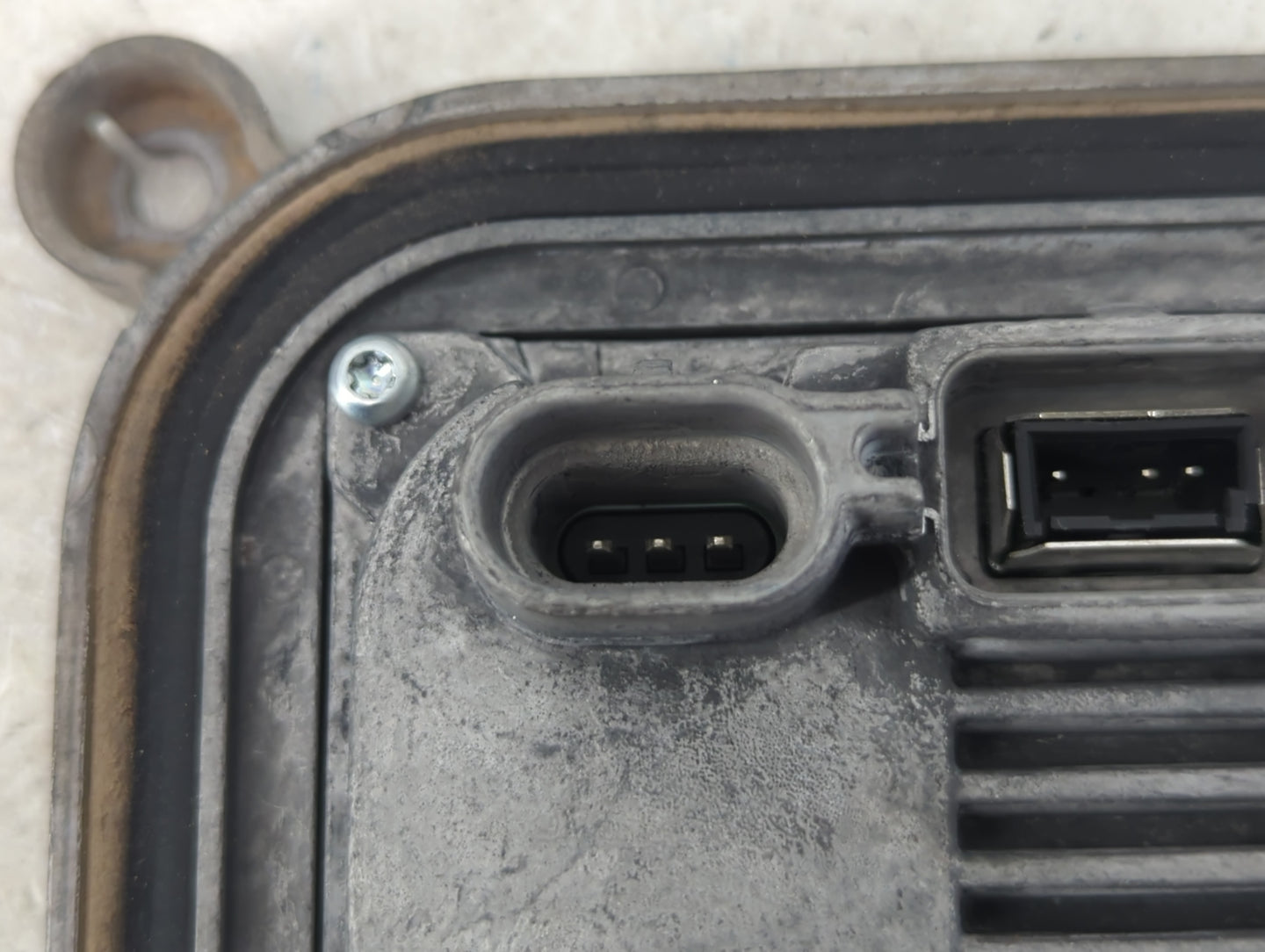 2006 Lincoln Navigator Headlight Ballast Head Light - Oemusedautoparts1.com