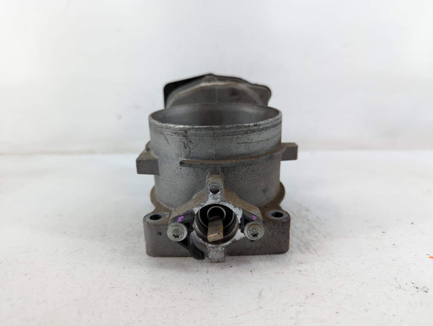 2006 Lincoln Navigator Throttle Body P/N:050206 3 1164129 02L, 6L3E-AA Fits OEM Used Auto Parts - Oemusedautoparts1.com