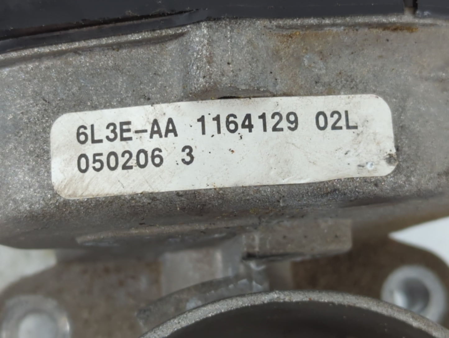 2006 Lincoln Navigator Throttle Body P/N:050206 3 1164129 02L, 6L3E-AA Fits OEM Used Auto Parts - Oemusedautoparts1.com