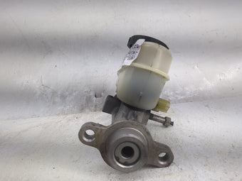 compare product 2001-2011 Lincoln Town Car Brake Master Cylinder 1497868