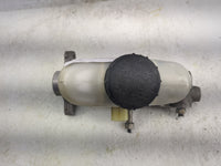 2001-2011 Lincoln Town Car Brake Master Cylinder 1497868 - Oemusedautoparts1.com