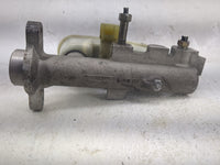 2001-2011 Lincoln Town Car Brake Master Cylinder 1497868 - Oemusedautoparts1.com