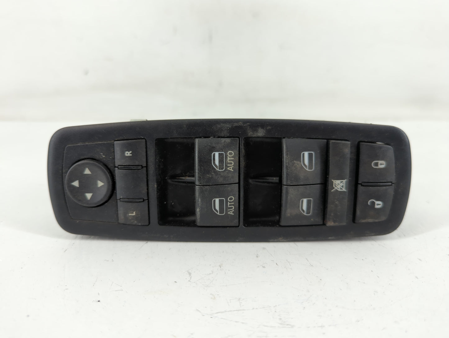 2003-2007 Lincoln Town Car Master Power Window Switch Replacement Driver Side Left P/N:68030 823AC Fits OEM Used Auto Parts 