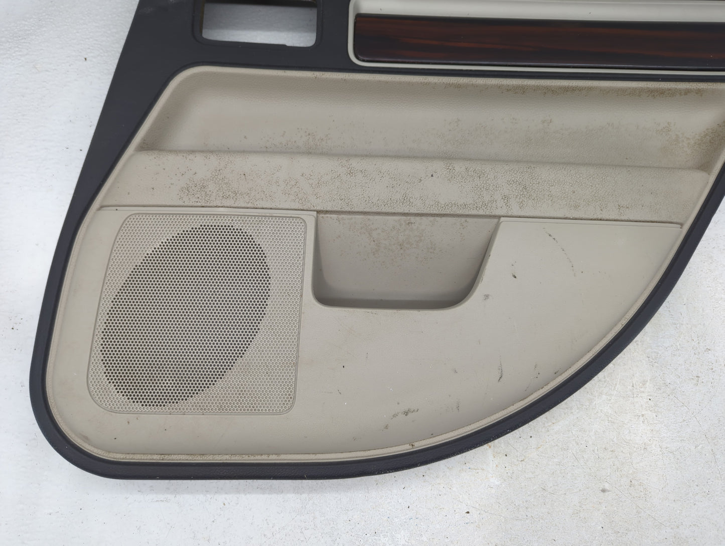 2006 Lincoln Town Car Front Left Driver Interior Door Panel Trim Ebony - Oemusedautoparts1.com