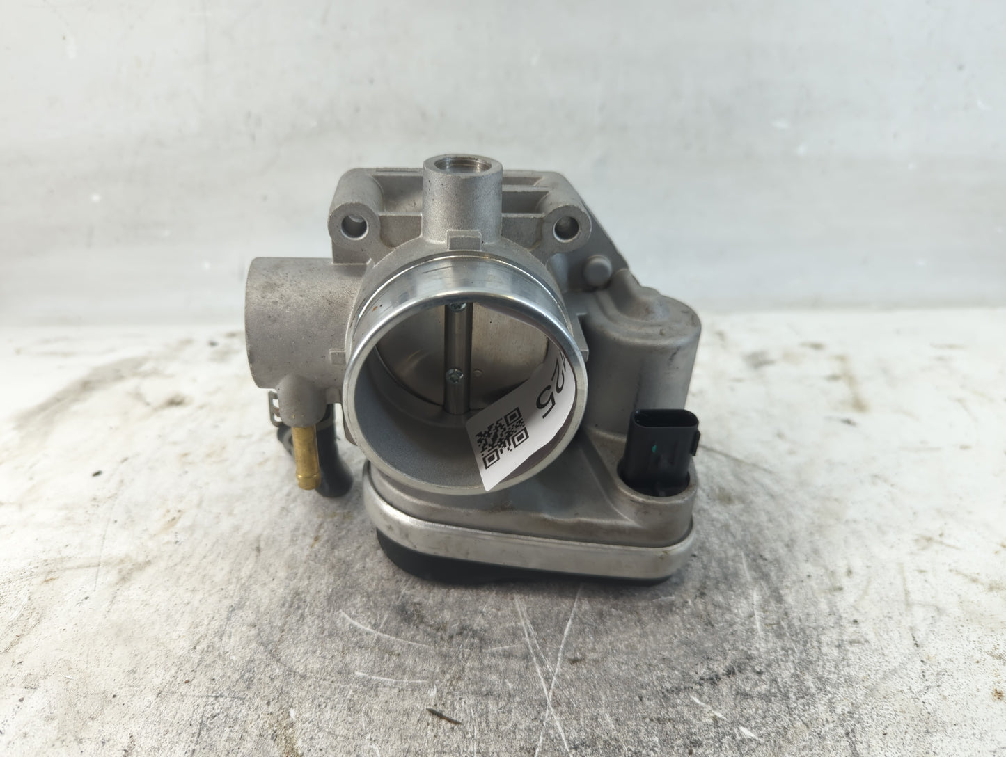 2006 Lincoln Zepher Throttle Body Fits Fits 2007 2008 2009 OEM Used Auto Parts - Oemusedautoparts1.com