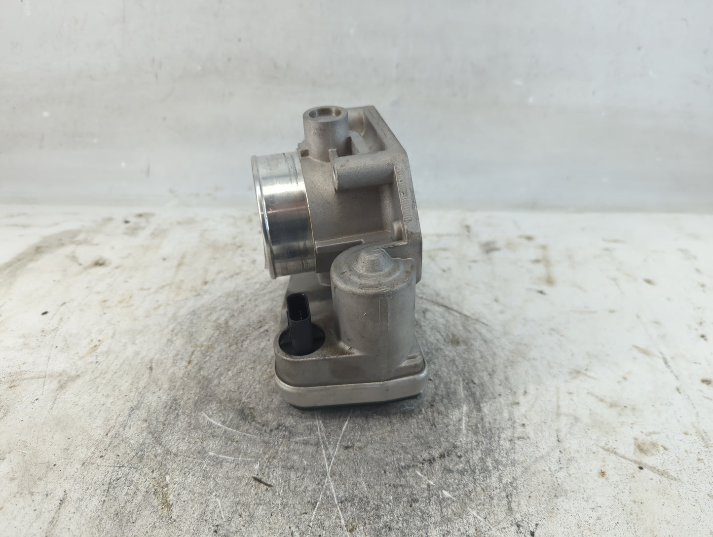 2006 Lincoln Zepher Throttle Body Fits Fits 2007 2008 2009 OEM Used Auto Parts - Oemusedautoparts1.com