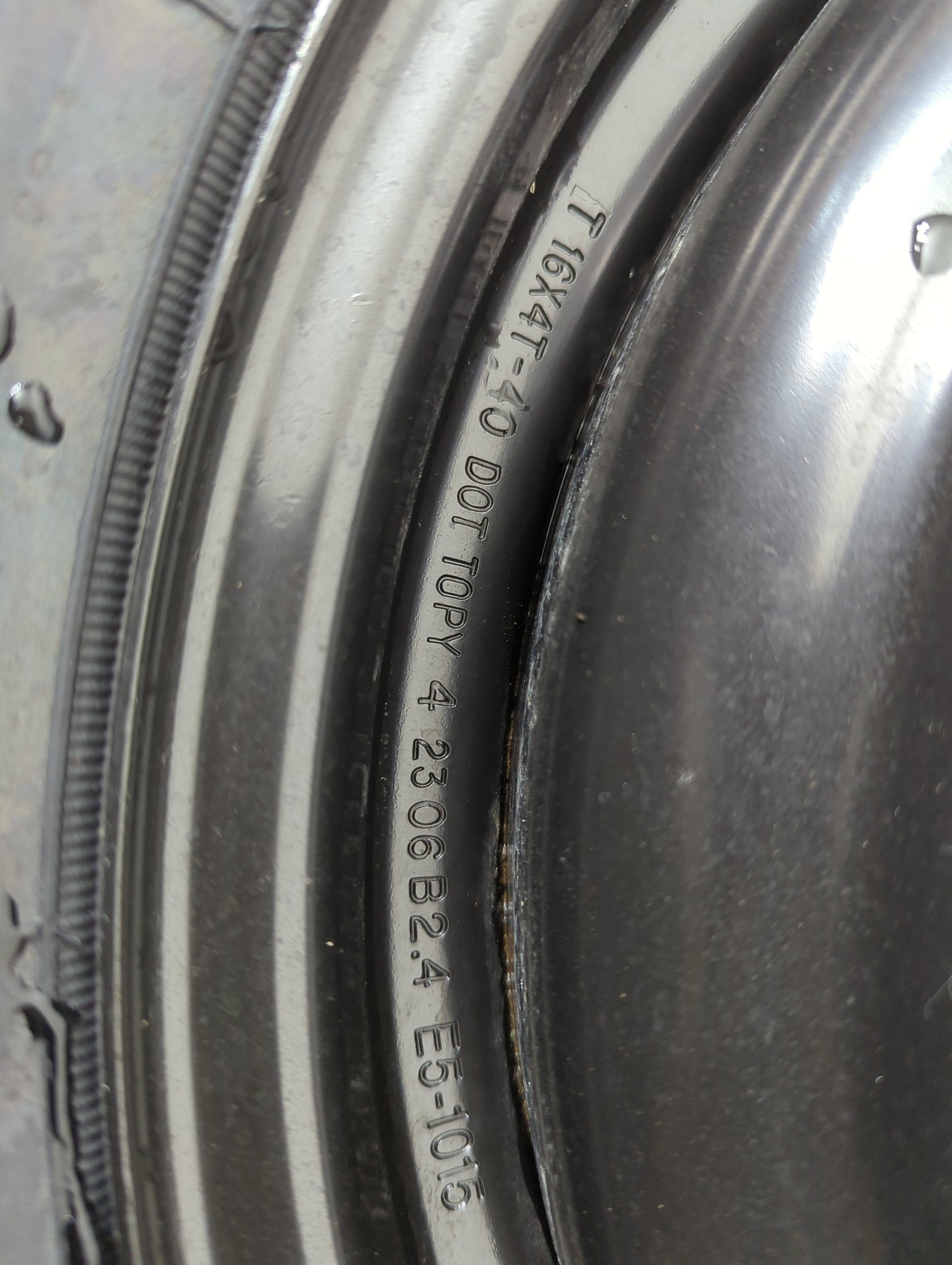 2006-2006 Lincoln Zephyr Spare Donut Tire Wheel Rim Oem - Oemusedautoparts1.com