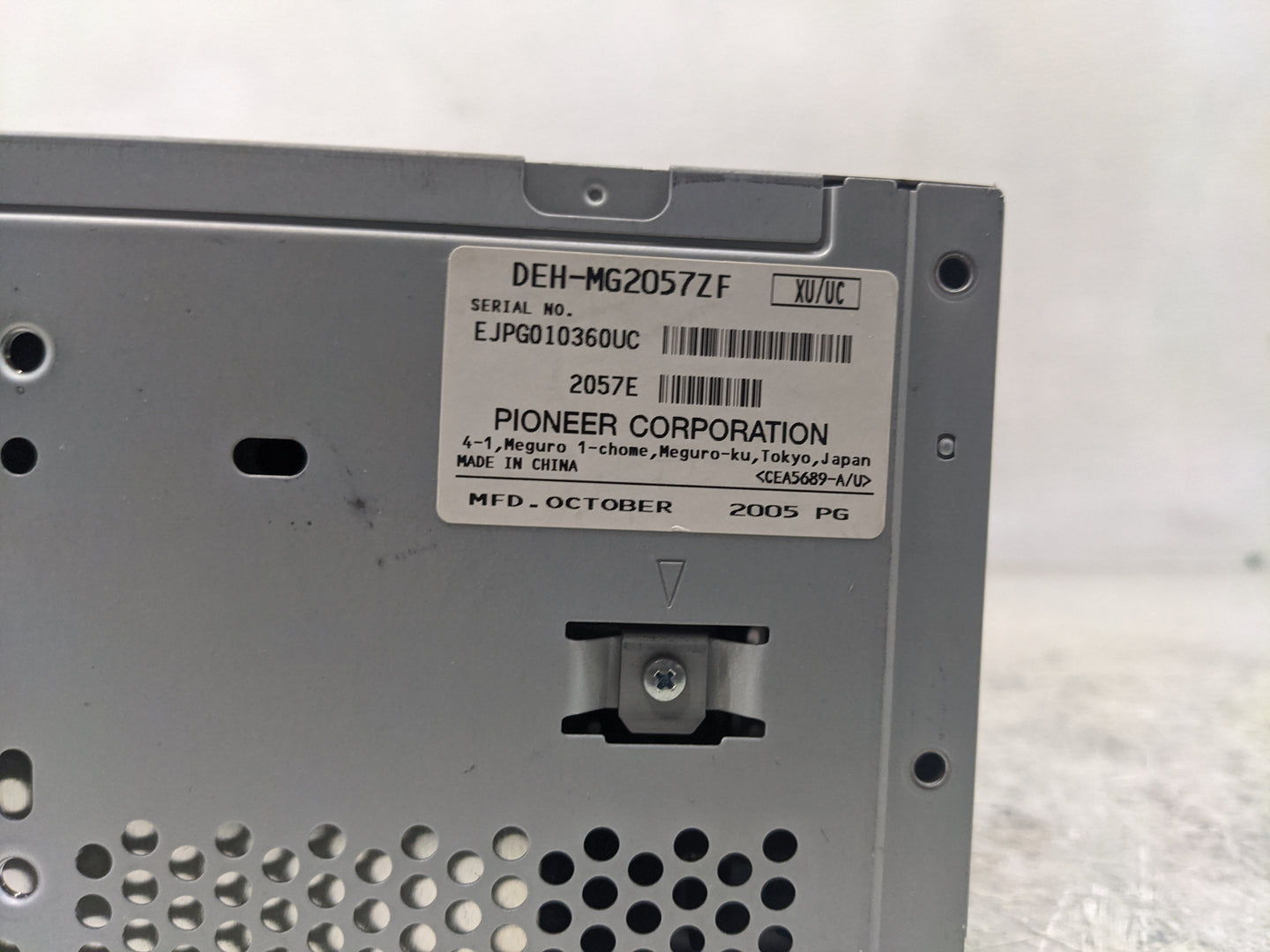 2006 Lincoln Zephyr Radio AM FM Cd Player Receiver Replacement P/N:DEH-MG2057ZF Fits OEM Used Auto Parts - Oemusedautoparts1