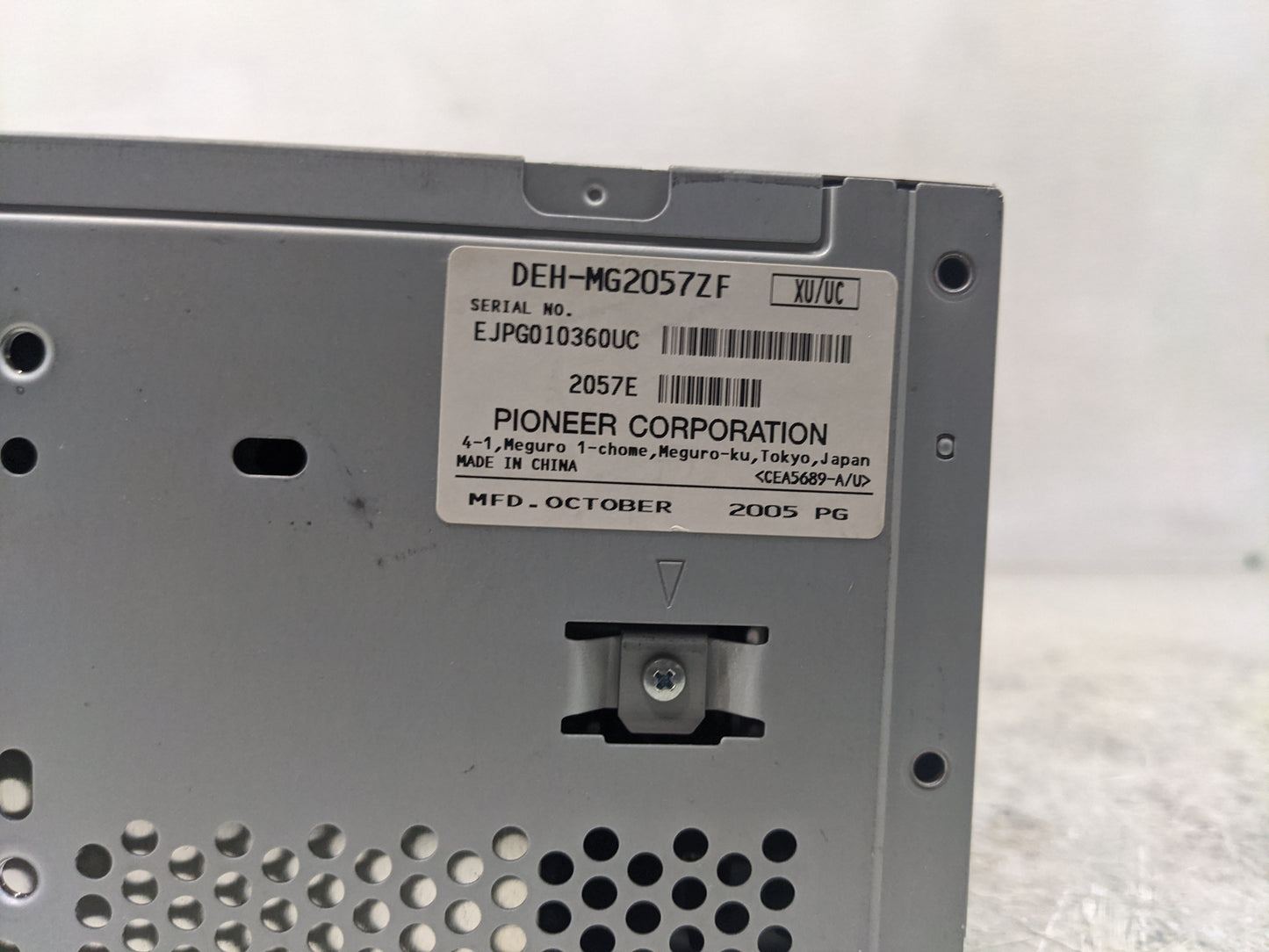 2006 Lincoln Zephyr Radio AM FM Cd Player Receiver Replacement P/N:DEH-MG2057ZF Fits OEM Used Auto Parts - Oemusedautoparts1