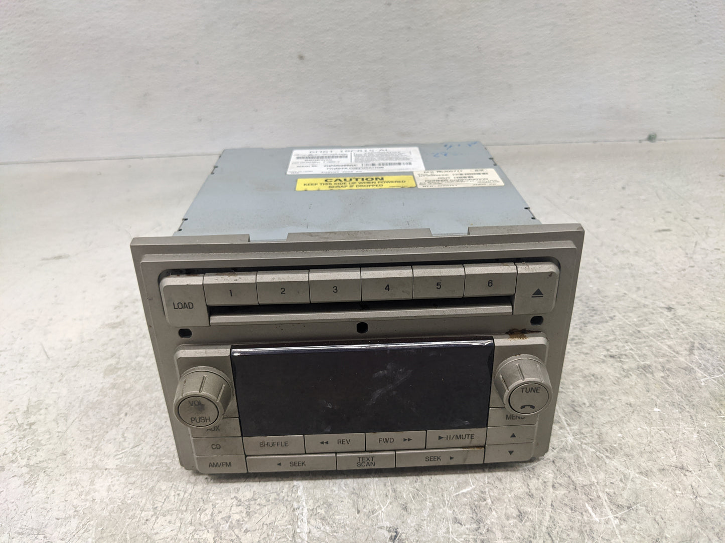 2006 Lincoln Zephyr Radio AM FM Cd Player Receiver Replacement P/N:DEH-MG2057ZF 6H6T-18C815-AL Fits OEM Used Auto Parts - Oe