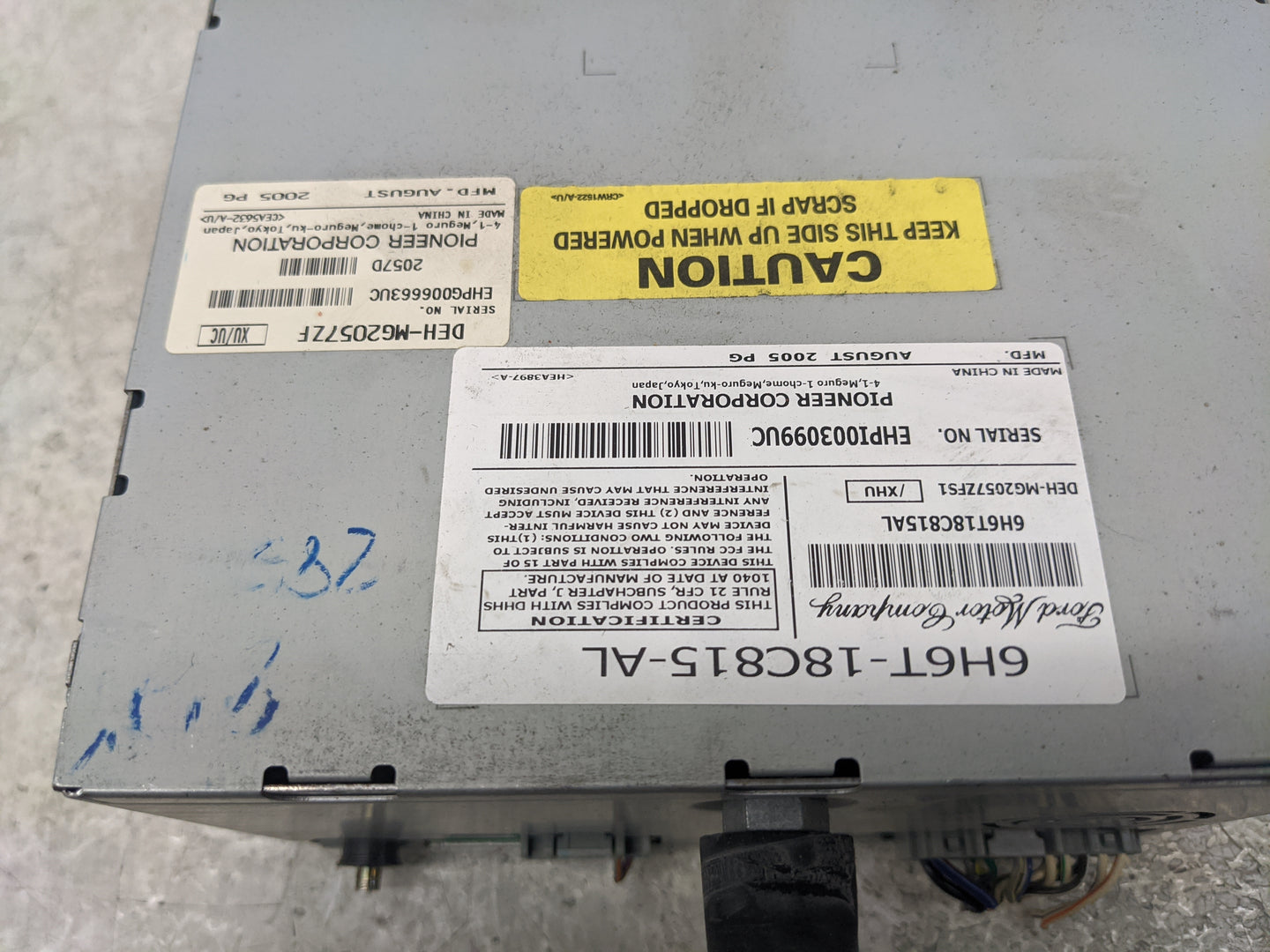 2006 Lincoln Zephyr Radio AM FM Cd Player Receiver Replacement P/N:DEH-MG2057ZF 6H6T-18C815-AL Fits OEM Used Auto Parts - Oe