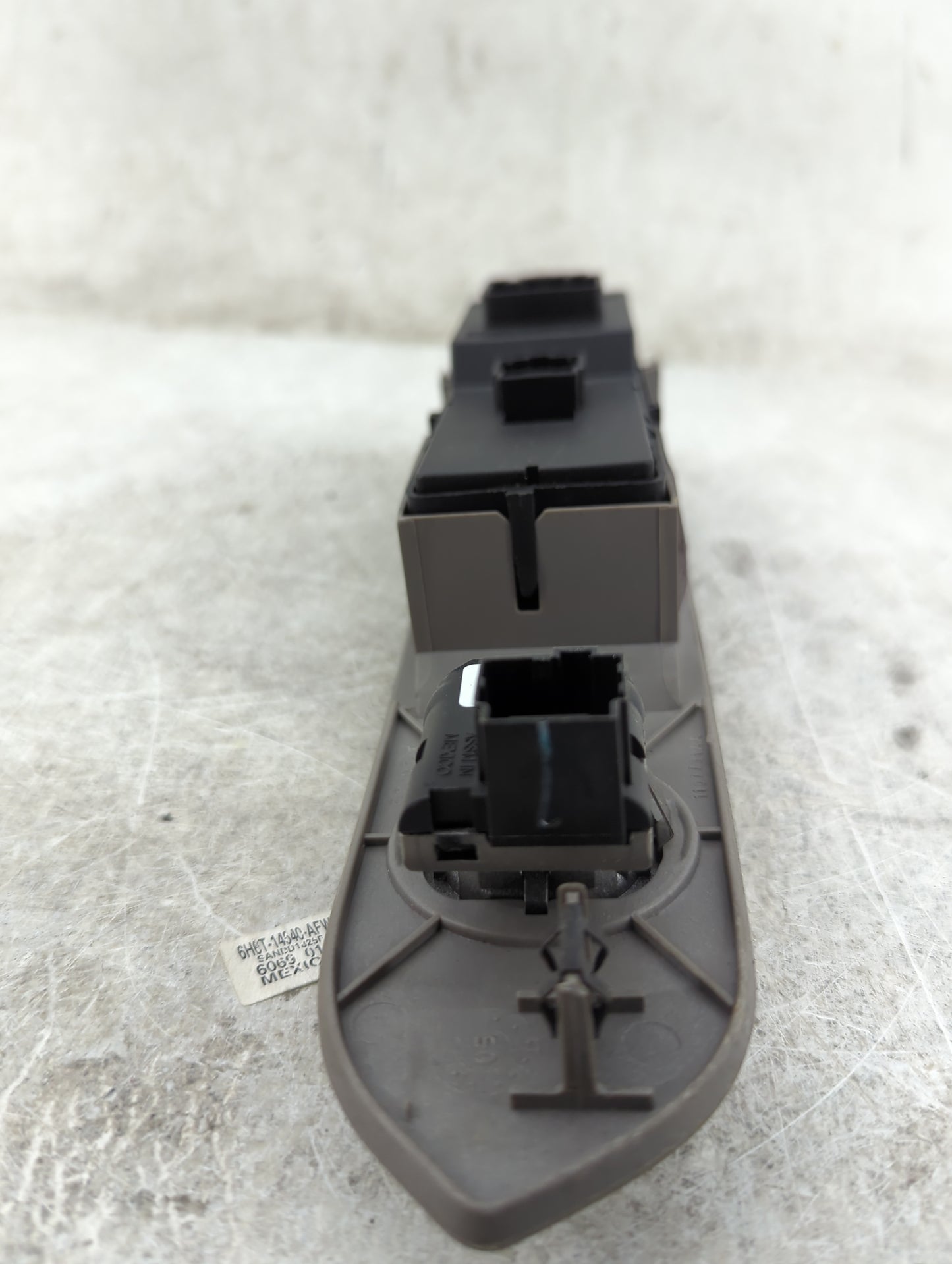 2006 Lincoln Zephyr Master Power Window Switch Replacement Driver Side Left P/N:6H6T-14540-AFW 6H6T-17B676-AC32F3 Fits OEM U