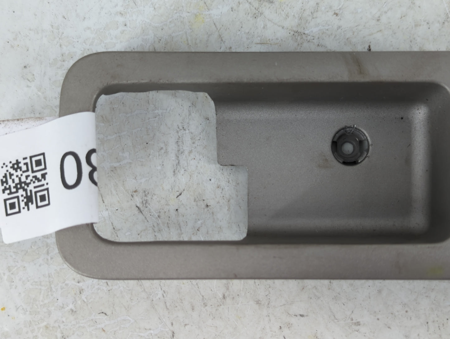 2006 Lincoln Zephyr Inner Door Handle Bezel - Oemusedautoparts1.com