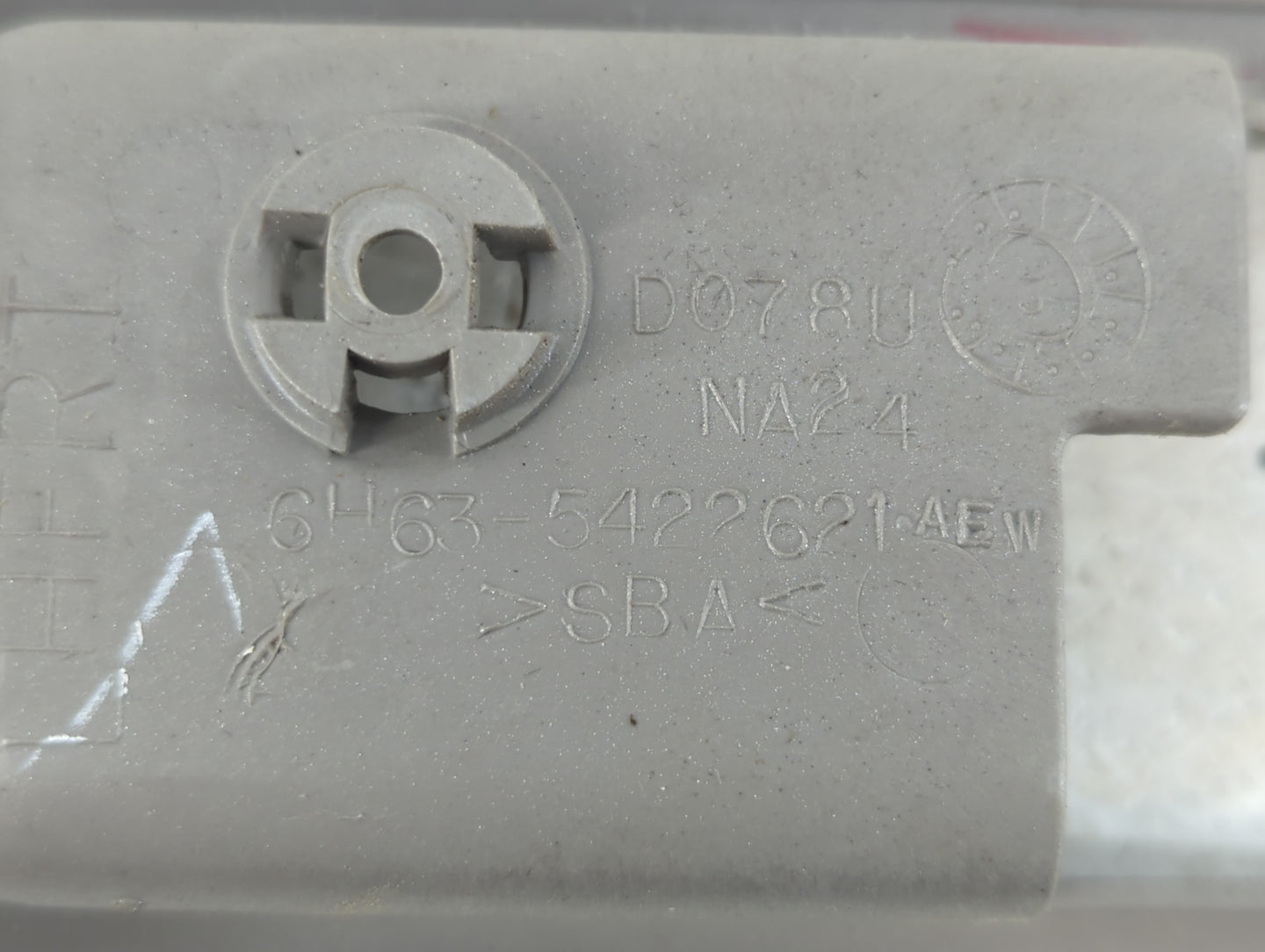 2006 Lincoln Zephyr Inner Door Handle Bezel - Oemusedautoparts1.com