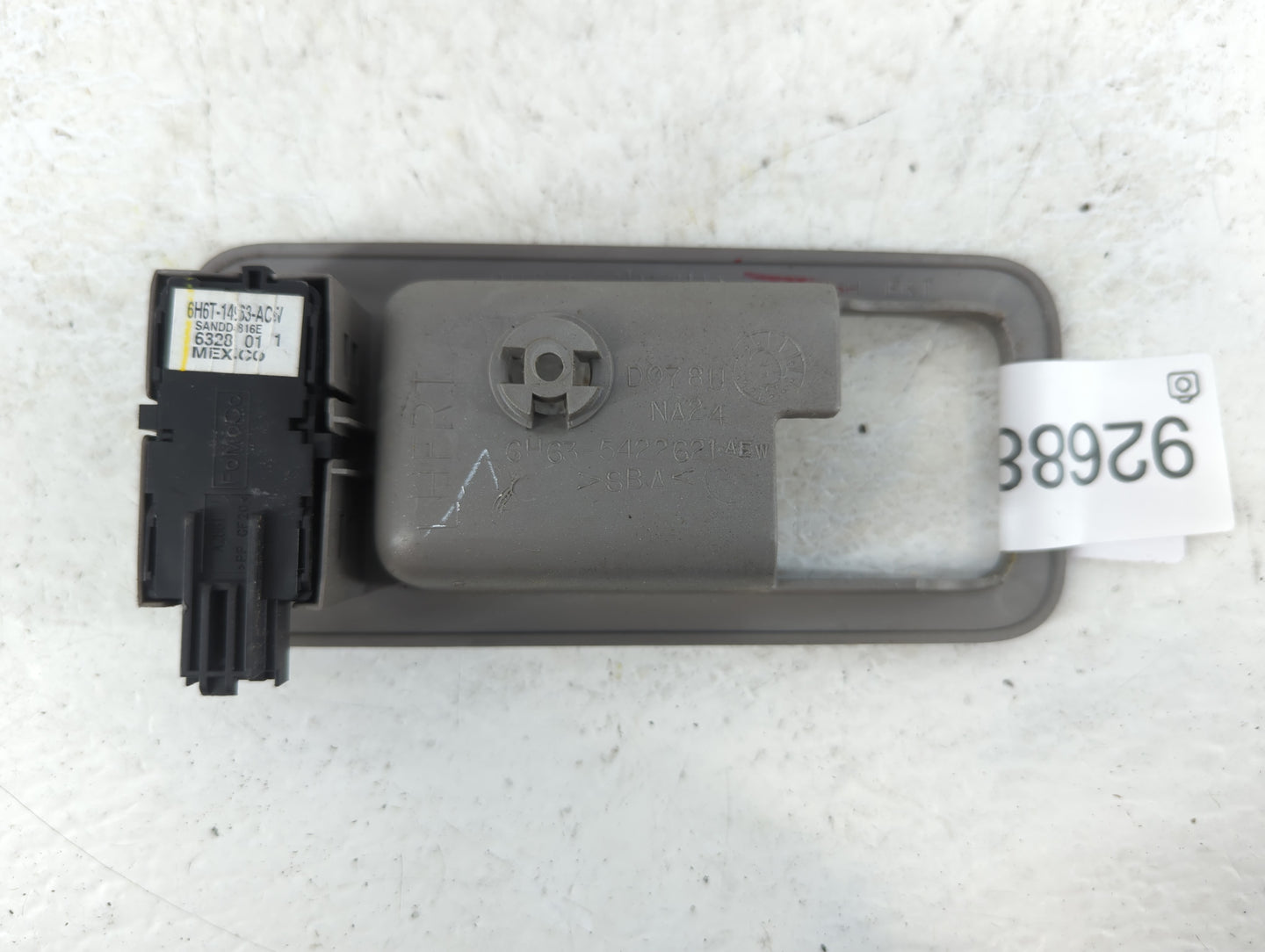 2006 Lincoln Zephyr Inner Door Handle Bezel - Oemusedautoparts1.com