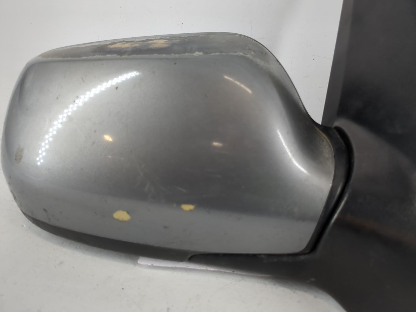 2004-2006 Mazda 3 Passenger Side View Mirror - Right Door Mirror OEM Used - Oemusedautoparts1.com