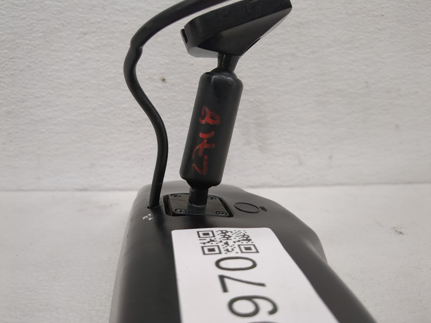 2004-2009 Mazda 3 Interior Rear View Mirror Replacement OEM Fits Fits 2004 2005 2006 2007 2008 2009 OEM Used Auto Parts - Oe