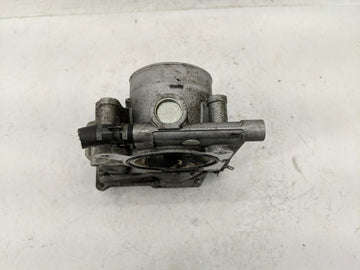 2006-2013 Mazda 3 Throttle Body P/N:L3R4 13 640 Fits Fits 2006 2007 2008 2009 2010 2011 2012 2013 OEM Used Auto Parts