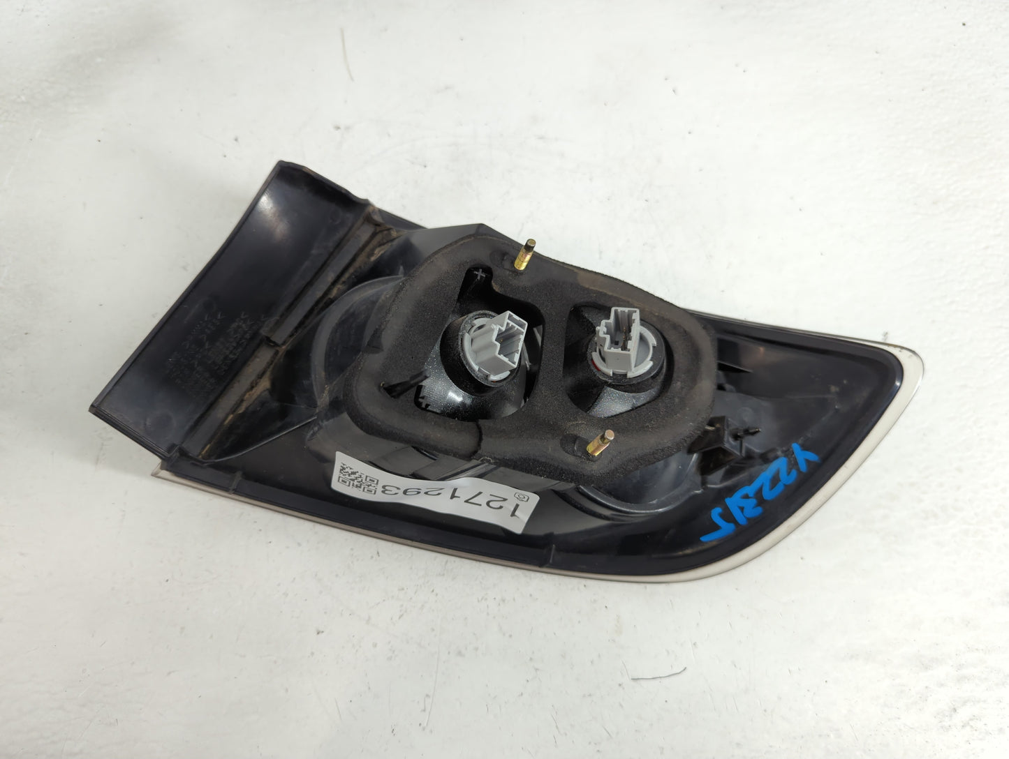 2004-2006 Mazda 3 Tail Light Assembly Passenger Right OEM Fits Fits 2004 2005 2006 OEM Used Auto Parts - Oemusedautoparts1.c