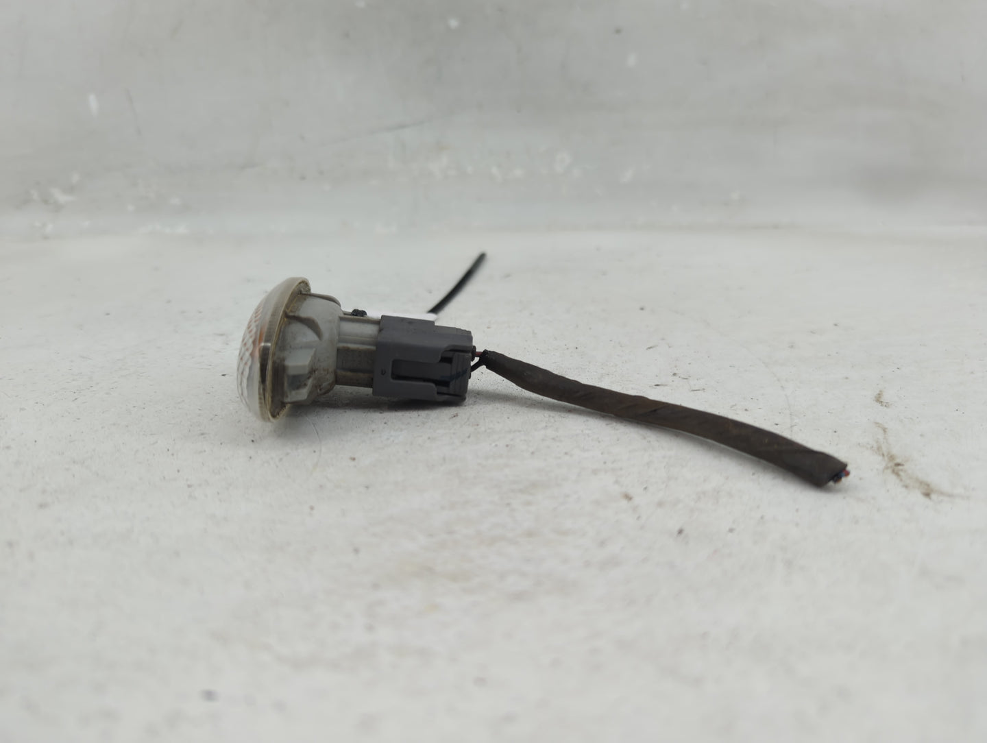 2004-2011 Mazda 3 Driver Left Oem Fog Light Lamp - Oemusedautoparts1.com