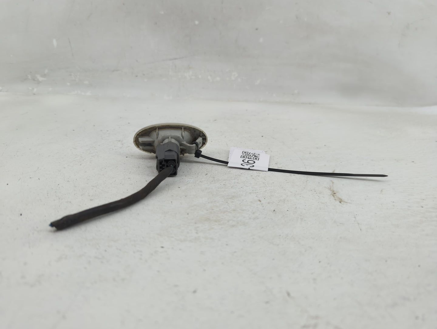 2004-2011 Mazda 3 Driver Left Oem Fog Light Lamp - Oemusedautoparts1.com