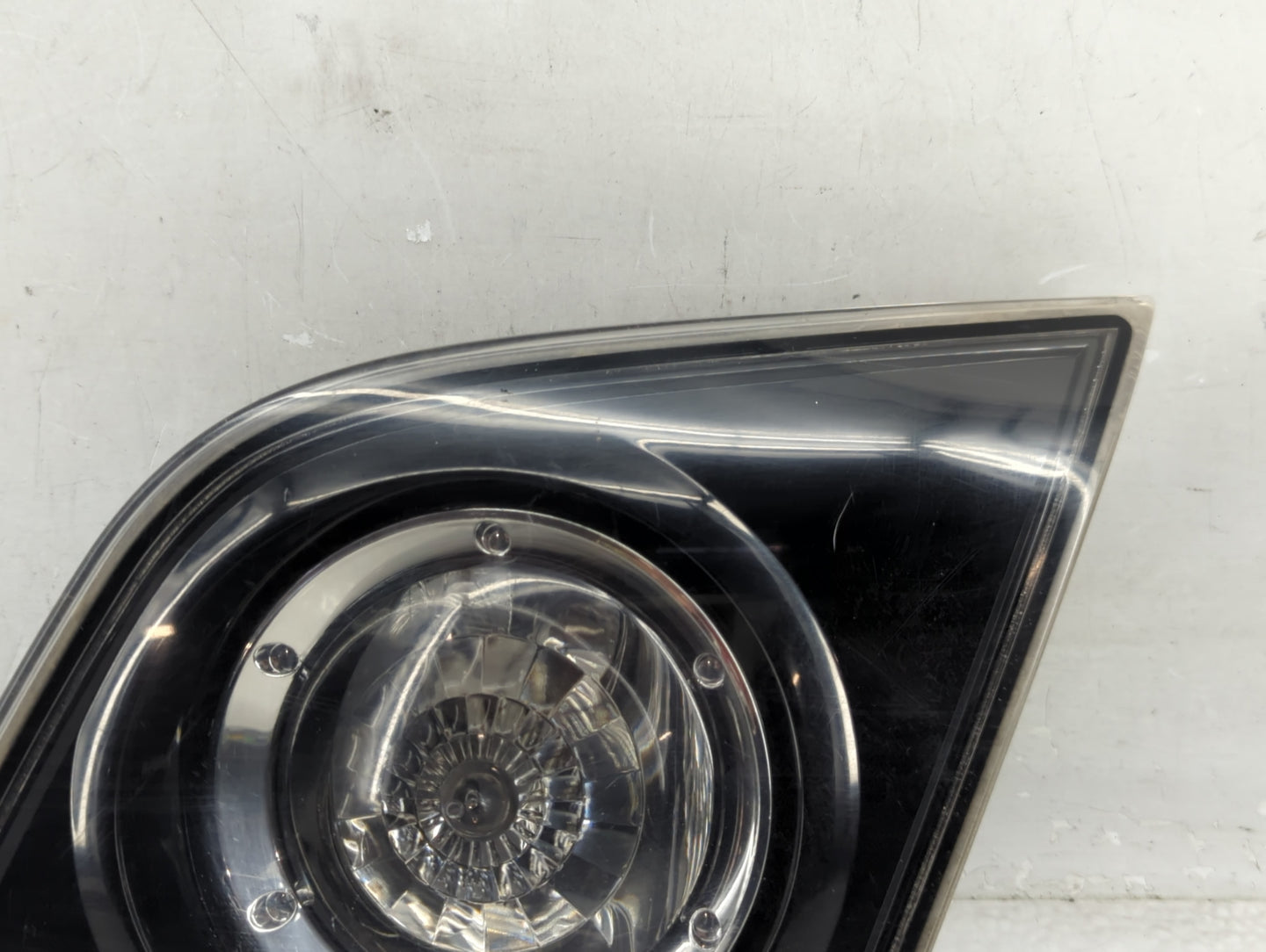 2004-2006 Mazda 3 Tail Light Assembly Passenger Right OEM P/N:P2913 Fits Fits 2004 2005 2006 OEM Used Auto Parts - Oemusedau