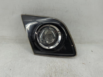 2004-2006 Mazda 3 Tail Light Assembly Passenger Right OEM P/N:P3869L Fits Fits 2004 2005 2006 OEM Used Auto Parts - Oemuseda