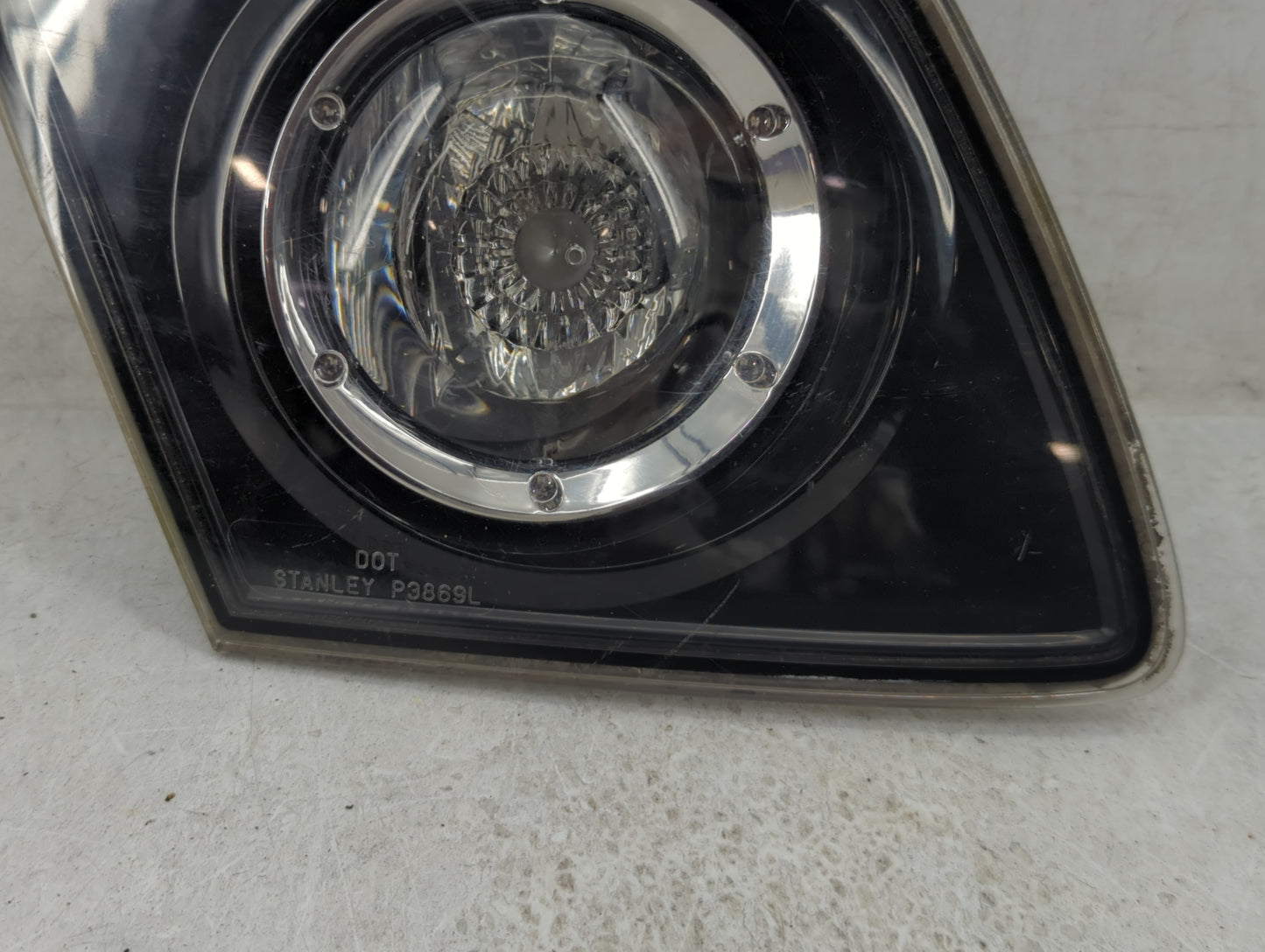 2004-2006 Mazda 3 Tail Light Assembly Passenger Right OEM P/N:P3869L Fits Fits 2004 2005 2006 OEM Used Auto Parts - Oemuseda