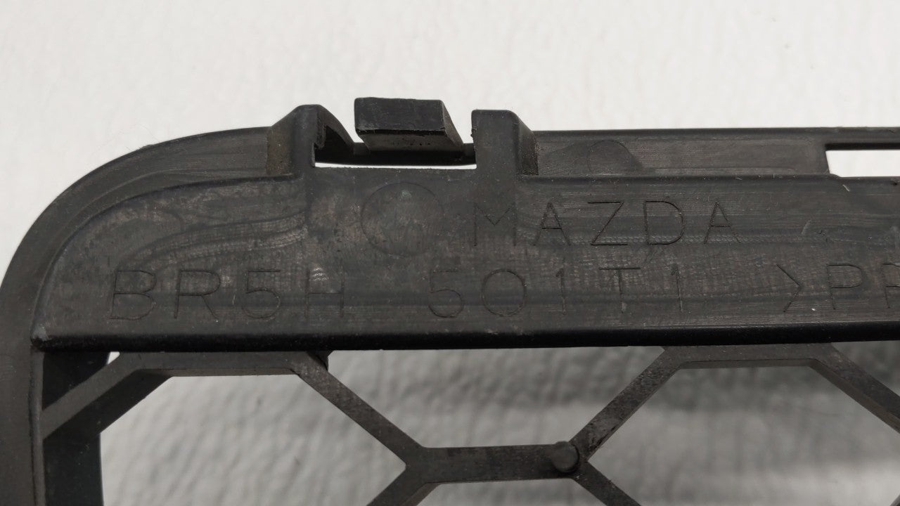 2004-2006 Mazda 3 Front Grille Bumper Not Included - Oemusedautoparts1.com