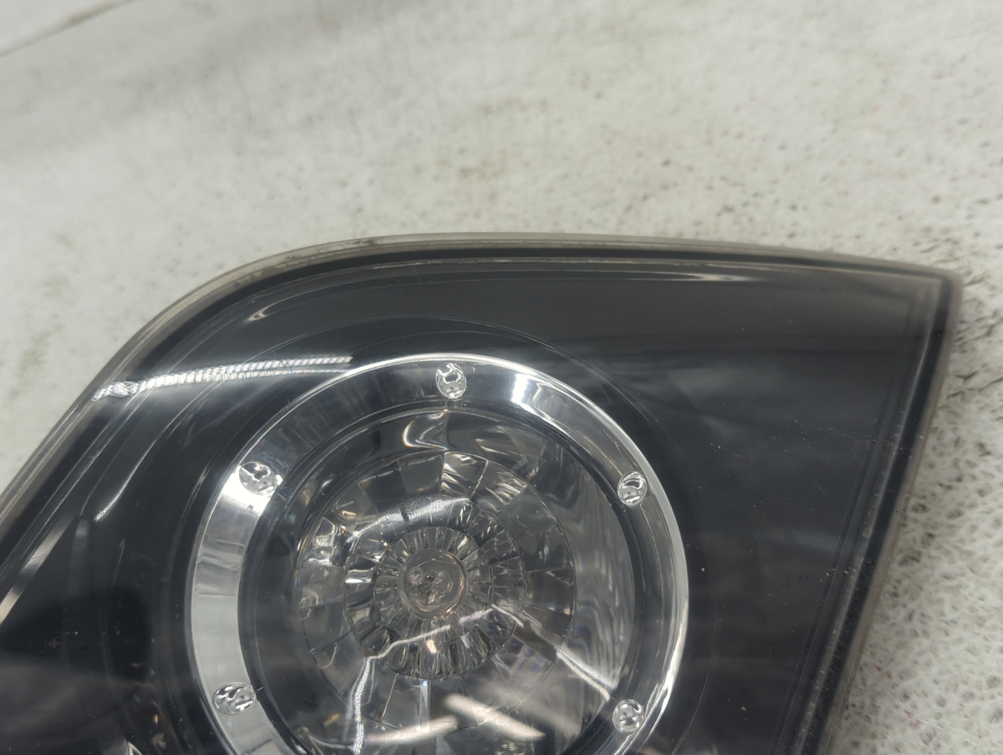 2004-2006 Mazda 3 Tail Light Assembly Passenger Right OEM P/N:P3869L Fits Fits 2004 2005 2006 OEM Used Auto Parts - Oemuseda
