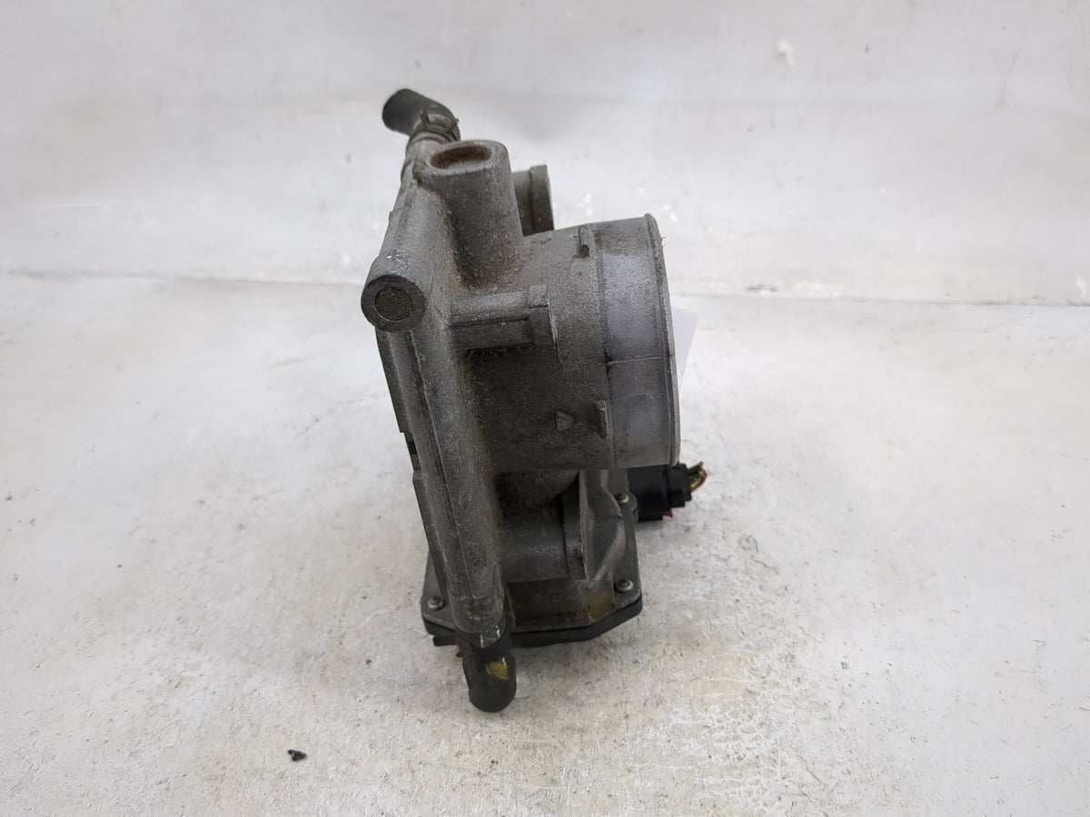 2006-2013 Mazda 3 Throttle Body P/N:L3R4 13 640 Fits Fits 2006 2007 2008 2009 2010 2011 2012 2013 OEM Used Auto Parts - Oemu