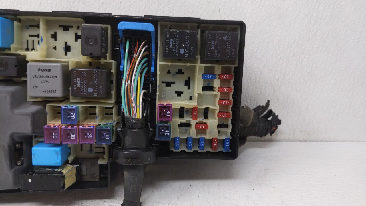 2004-2009 Mazda 3 Fusebox Fuse Box Panel Relay Module P/N:EG23-66765 BP4K-66765 Fits Fits 2004 2005 2006 2007 2008 2009 OEM 